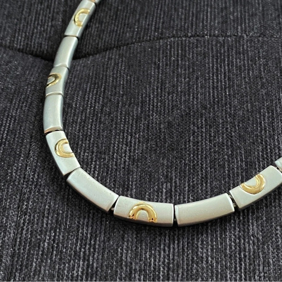 Modernist Brushed Metal Choker Necklace inset with Gold Colored Circles - Picture 6 of 11